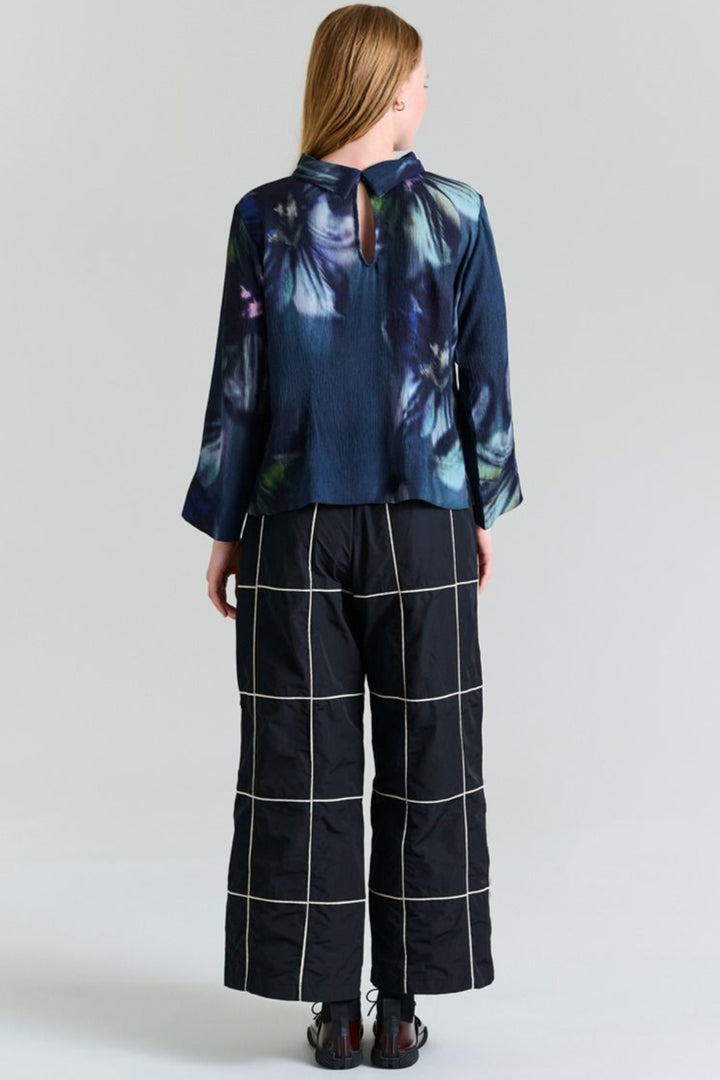 Transition Flower Blus